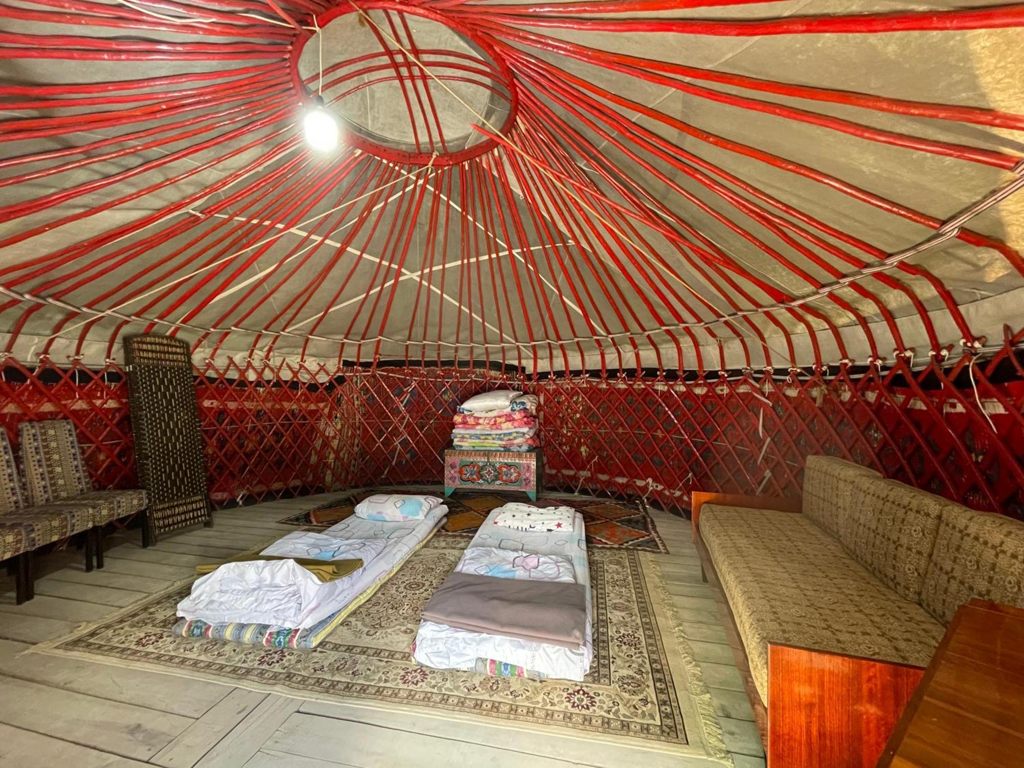 Duet Hostel & Hotel Karakol Ruang foto